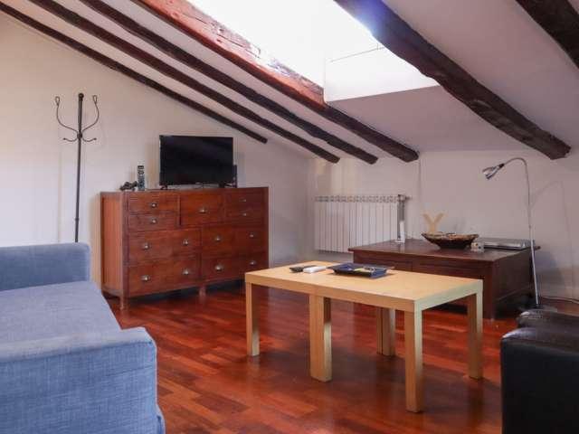 Apartamento de 1 dormitorio en alquiler en Palacio, Madrid