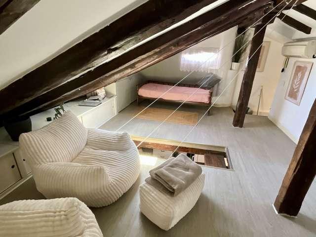 Apartamento de 1 dormitorio en alquiler en Palacio, Madrid