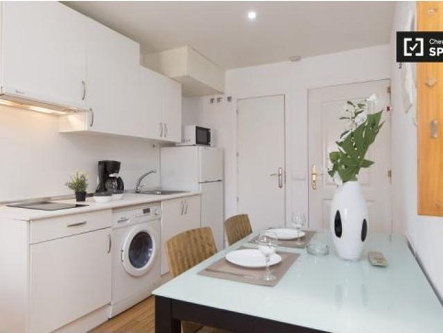 Apartamento de 1 dormitorio en alquiler en Puerta de Angel