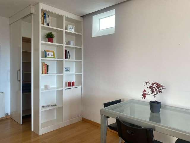 Apartamento de 1 dormitorio en alquiler en Puerta De Toledo, Madrid