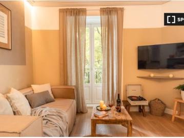 Apartamento de 1 dormitorio en alquiler en Rios Rosas, Madrid