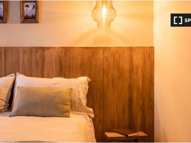 Apartamento de 1 dormitorio en alquiler en Rios Rosas, Madrid