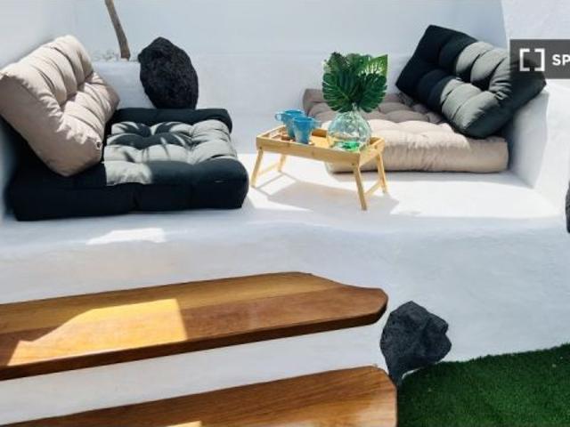 Apartamento de 1 dormitorio en alquiler en Teguise, gastos incluidos, se admiten mascotas