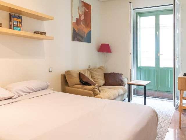Apartamento de 1 dormitorio en alquiler en Universidad, Madrid