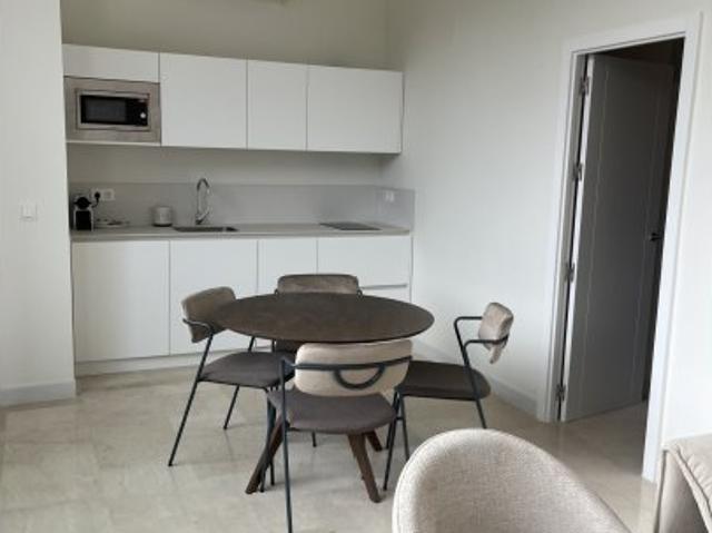 Apartamento de 1 dormitorio en Los Remedios, Sevilla