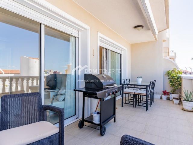 APARTAMENTO de 1 dormitorio en venta en Los Gigantes 95m² Santiago del Teide