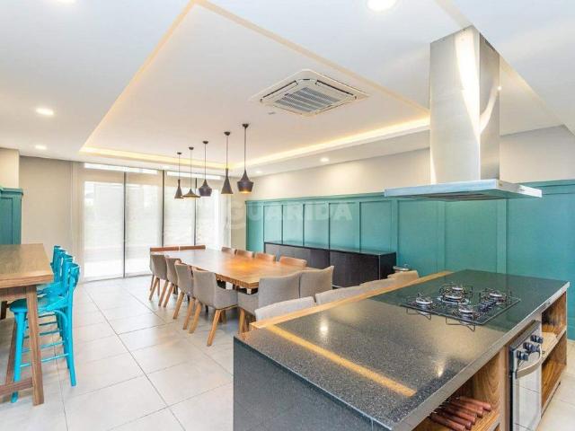 Apartamento de 1 dormitório mobiliado no bairro Central Park, com VAGA!
