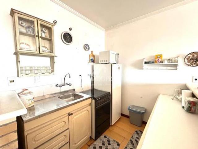APARTAMENTO DE 1 DORMITÓRIO NO CENTRO DE GRAMADO