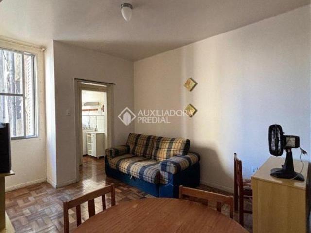 APARTAMENTO DE 1 DORMITÓRIO NO CENTRO HISTÓRICO