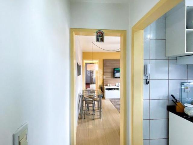 Apartamento de 1 dormitório, reformado, mobiliado, 1 vaga, Bairro Teresópolis, Porto Alegre