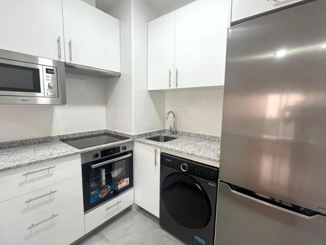 Apartamento de 1 dormitorio reformado y amueblado en Justicia – Calle Churruca, Madrid
