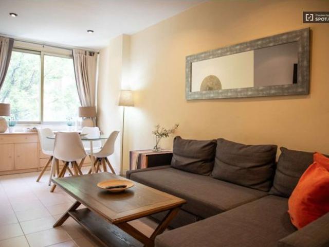 Apartamento de 1 habitación en alquiler en Lista