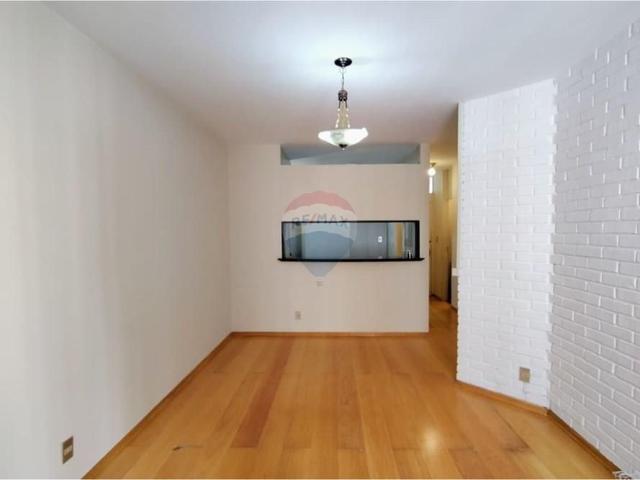 Apartamento de 1 Quarto, 1 vaga. Ao lado do Supermecado EPA, otimo ponto da Savassi