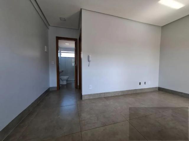 APARTAMENTO DE 1 QUARTO E 1 VAGA DE GARAGEM NO RES. MARIA ROSA, AP. 104, RUA 75