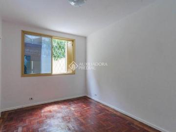 Apartamento de 1 quartos, térreo, No prédio, você encontrará comodidades como churrasqueira e um zel