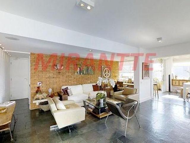Apartamento de 247m² com 3 quartos
