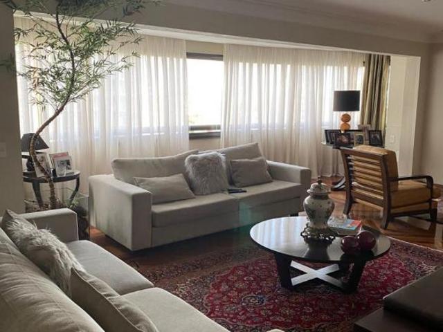 Apartamento de 250 m², 4 quartos em Vila Andrade, São Paulo