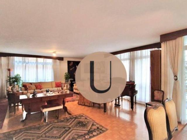 Apartamento de 260 m² em Santa Cecília, 4 Dormitórios, 1 Suíte com Varanda e 3 Vagas. Próximo ao Sho
