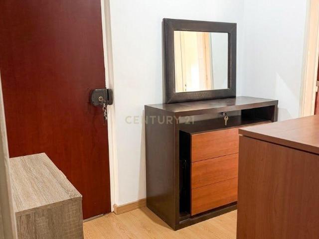 Apartamento de 2 assolhadas com terraço! centralidade absoluta.