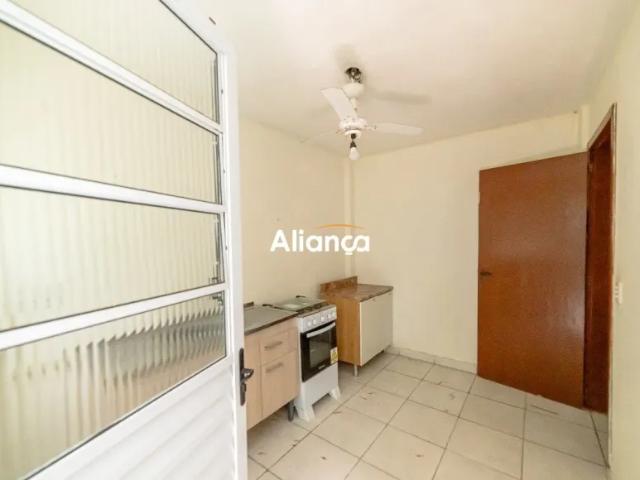 Apartamento de 2 dormitórios para alugar no bairro Vila Assunção em Porto Alegre, com aproximadament