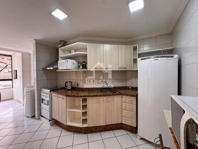 APARTAMENTO DE 2 DORMITÓRIOS MOBILIADO NO CENTRO