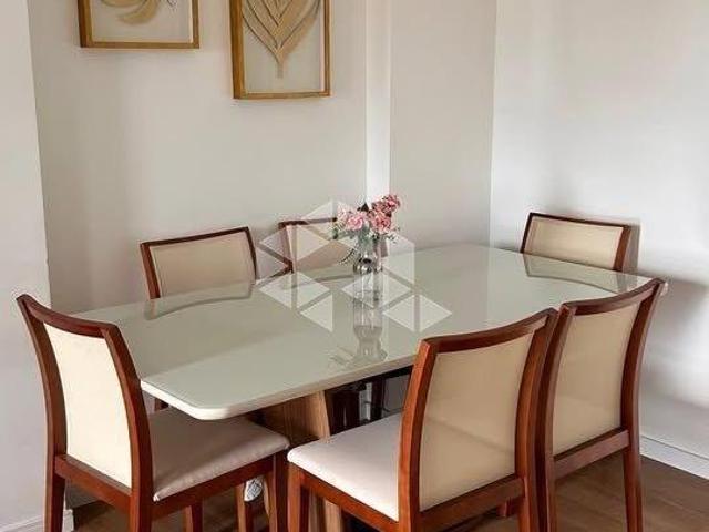 Apartamento de 2 dormitórios moderno e aconchegante com uma vista incrível!