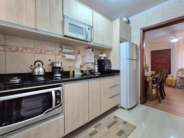 Apartamento de 2 dormitórios, no bairro Humaitá, em Porto Alegre