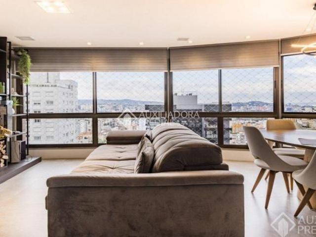 Apartamento de 2 dormitórios no bairro Rio Branco