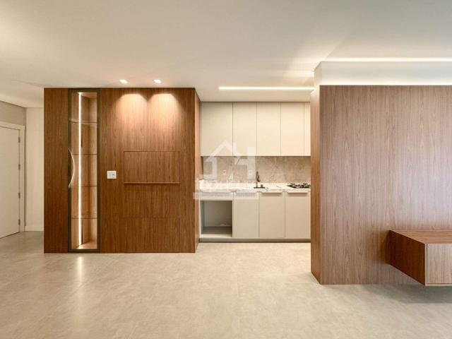 APARTAMENTO DE 2 DORMITÓRIOS NO CENTRO