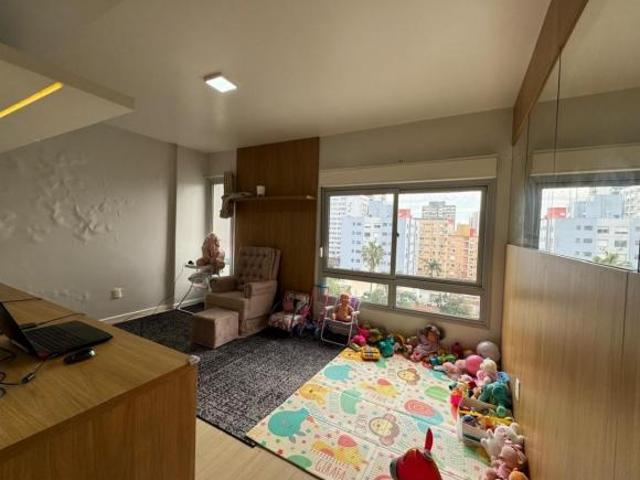 Apartamento de 2 dormitórios no Centro, com 80,98m²