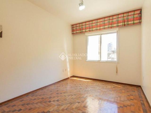 Apartamento de 2 dormitórios no Centro Histórico