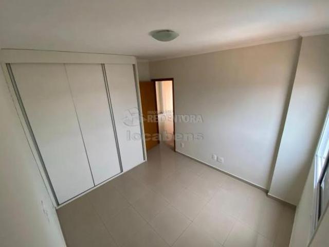 Apartamento de 2 dormitórios no Residencial Alpha I / Vila Maceno