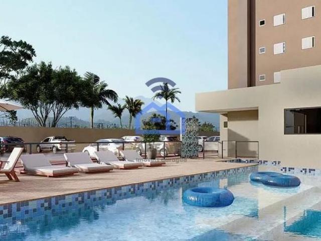 Apartamento à venda, Indaiá em Caraguatatuba, SP