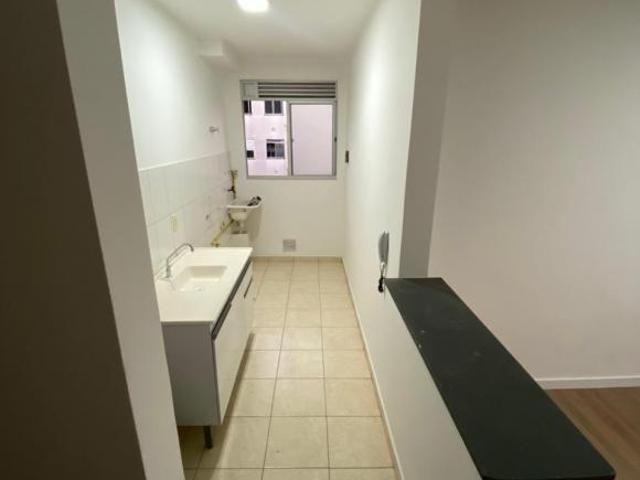 Apartamento de 2 dormitórios com vaga de garagem escriturada