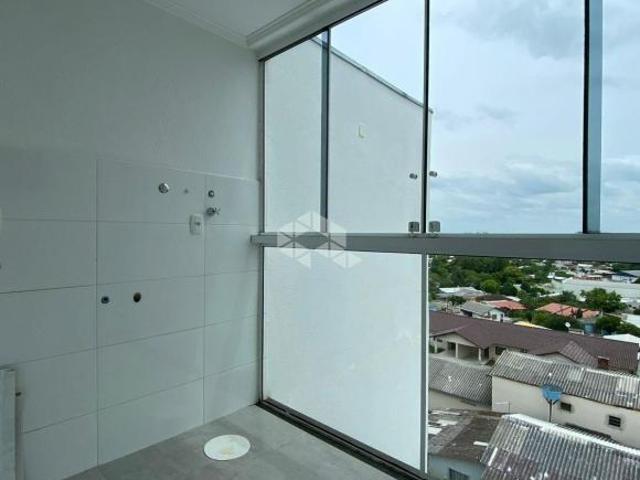 Apartamento de 2 dormitórios com suíte em Vera Cruz