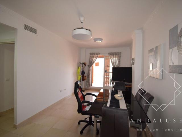Apartamento de 2 dormitorios con vistas a la montaña y al ca. 64m² Mojácar