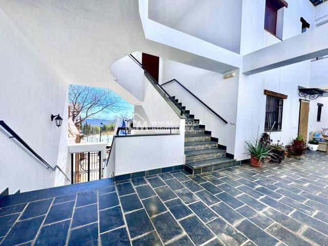 APARTAMENTO DE 2 DORMITORIOS CON CHIMENEA EN PLENA ALPUJARRA