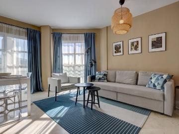 Apartamento de 2 dormitorios con piscina comunitar