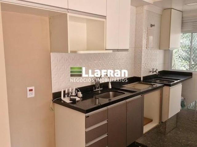 Apartamento de 2 dormitórios Cotia