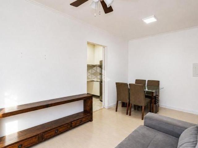 Apartamento de 2 dormitórios e 1 vaga de garagem, no bairro Higienópolis, em Por