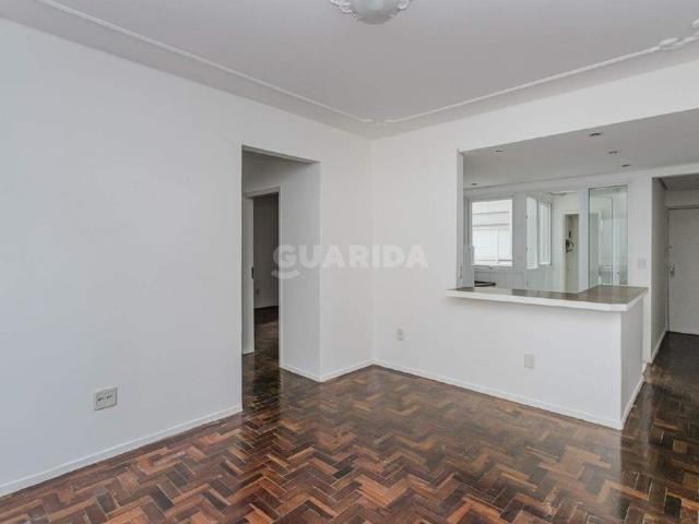 Apartamento de 2 Dormitórios em Andar Alto no Coração do Moinhos de Vento COD: 25748