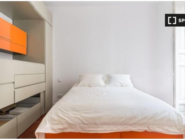 Apartamento de 2 dormitorios en alquiler en Madrid