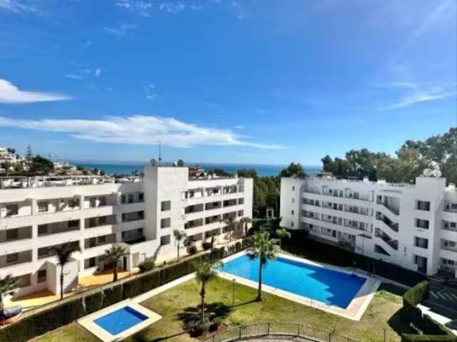 Apartamento de 2 dormitorios en alquiler en Mijas, Málaga