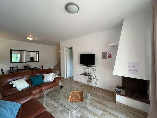 Apartamento de 2 dormitorios en alquiler en Mijas