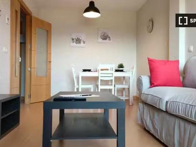 Apartamento de 2 dormitorios en alquiler en Alcalá de Henares
