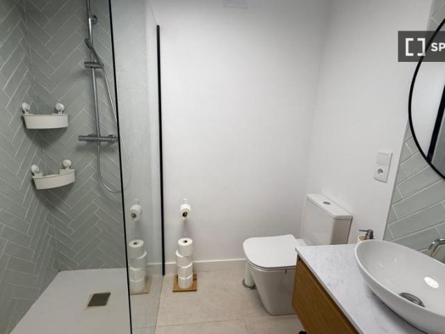 Apartamento de 2 dormitorios en alquiler en Almuñécar