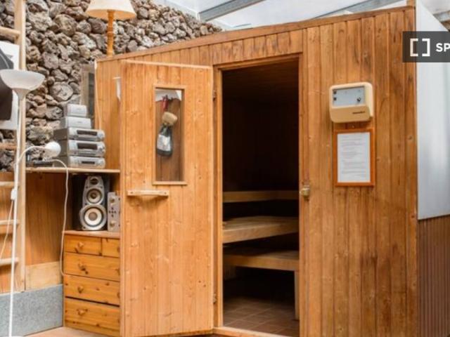 Apartamento de 2 dormitorios en alquiler en Arona