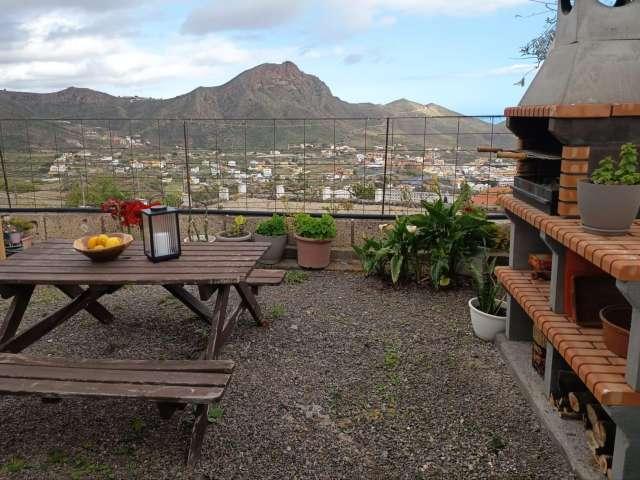 Apartamento de 2 dormitorios en alquiler en Arona