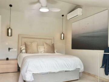 Apartamento de 2 dormitorios en alquiler en Artola Alta, Marbella