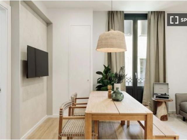Apartamento de 2 dormitorios en alquiler en Barcelona